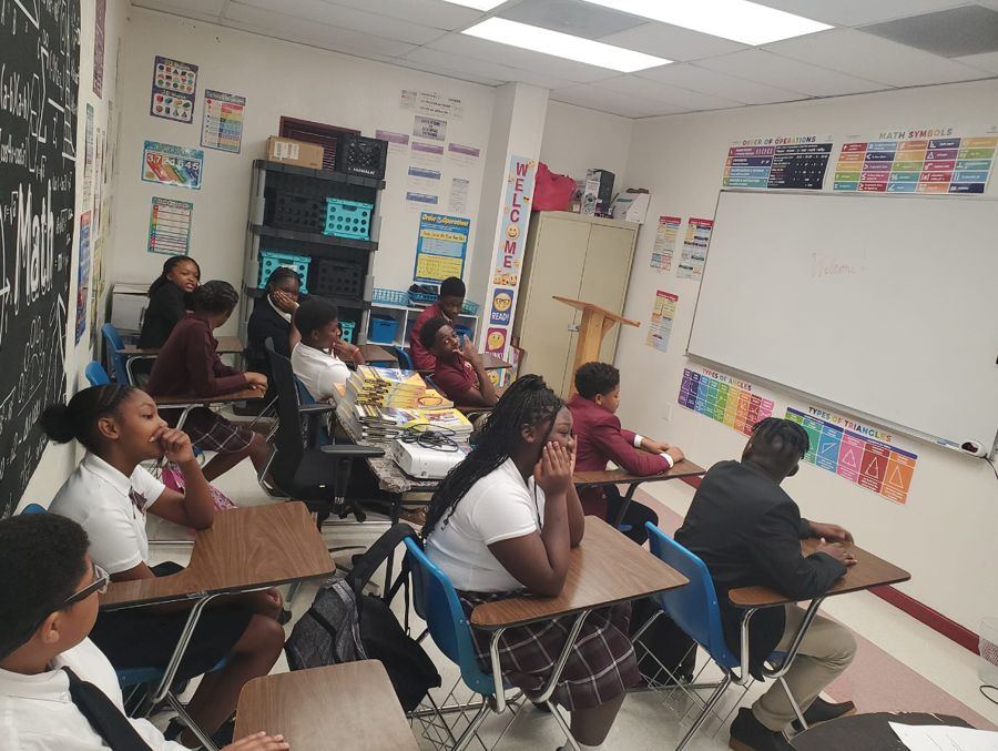 Upper School students in an English Language Arts class